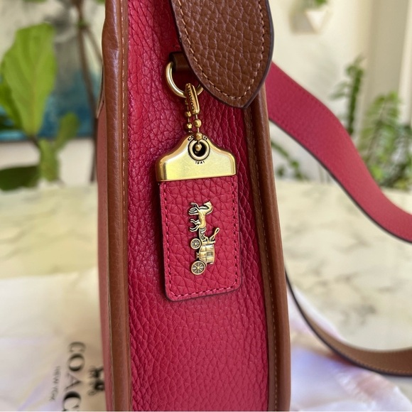 NWOT Coach 1941 Emery Crossbody Colorblock Red Apple Glovetanned Leather 688 - Picture 5 of 16
